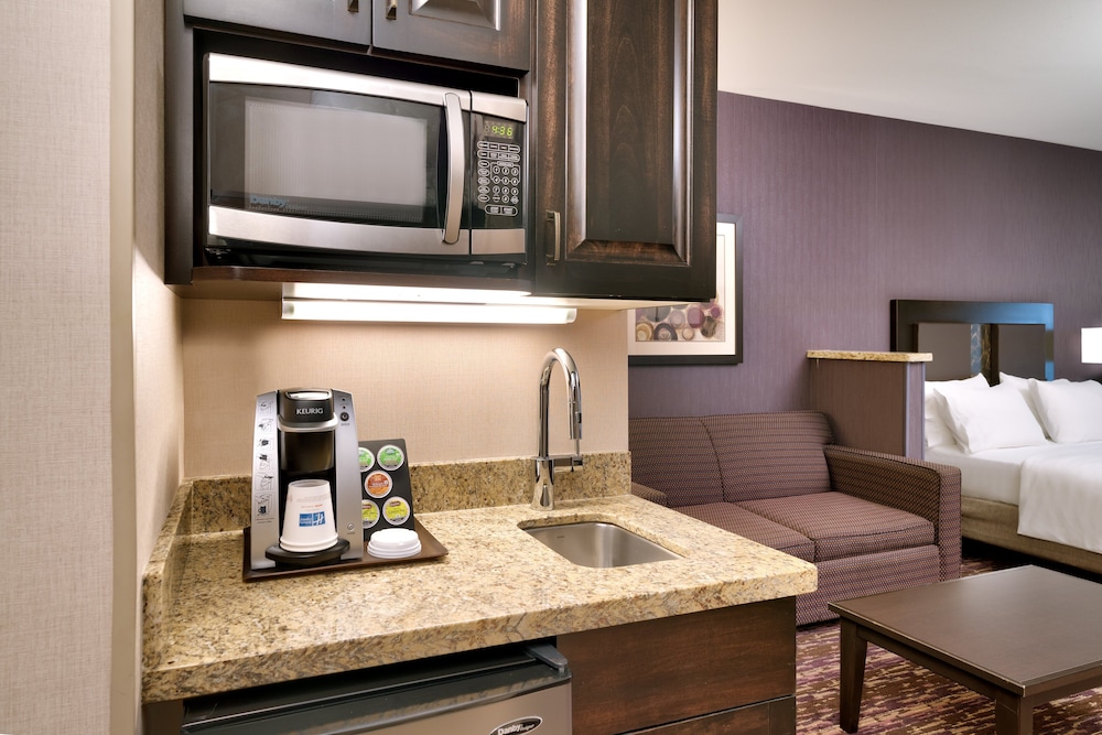 Holiday Inn Express & Suites Billings by IHG - photo 12