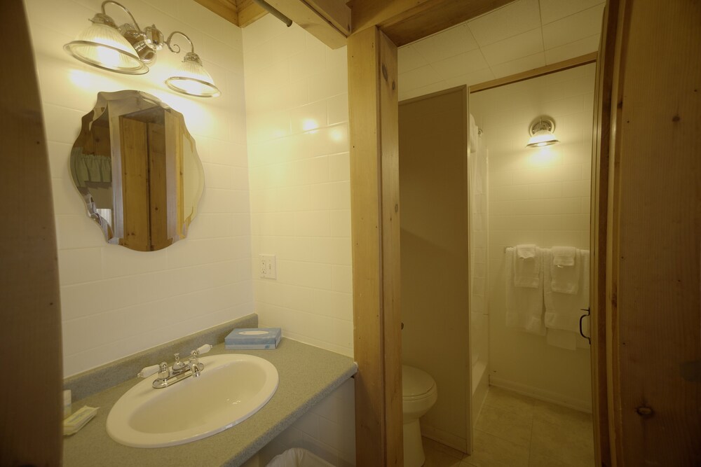 Betty Doon Hotel - photo 112