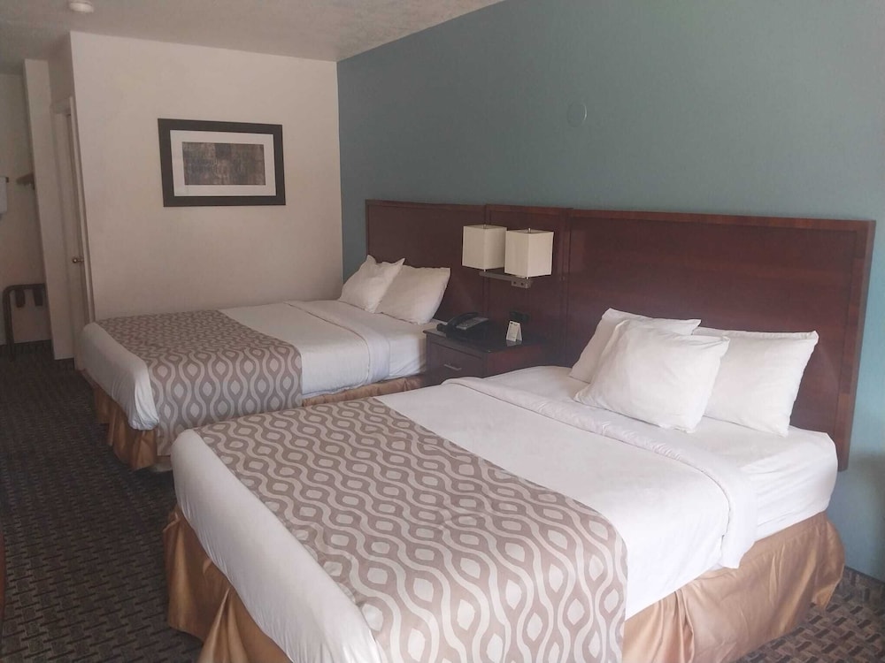 Vermilion Inn - photo 7
