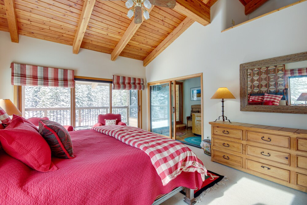 Big Sky Condo w Mountain Views 1 Mi to Resort - photo 11