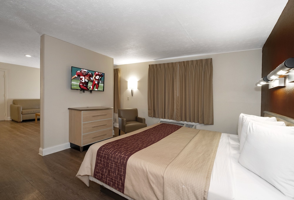 Red Roof Inn Indianapolis Greenwood - photo 10