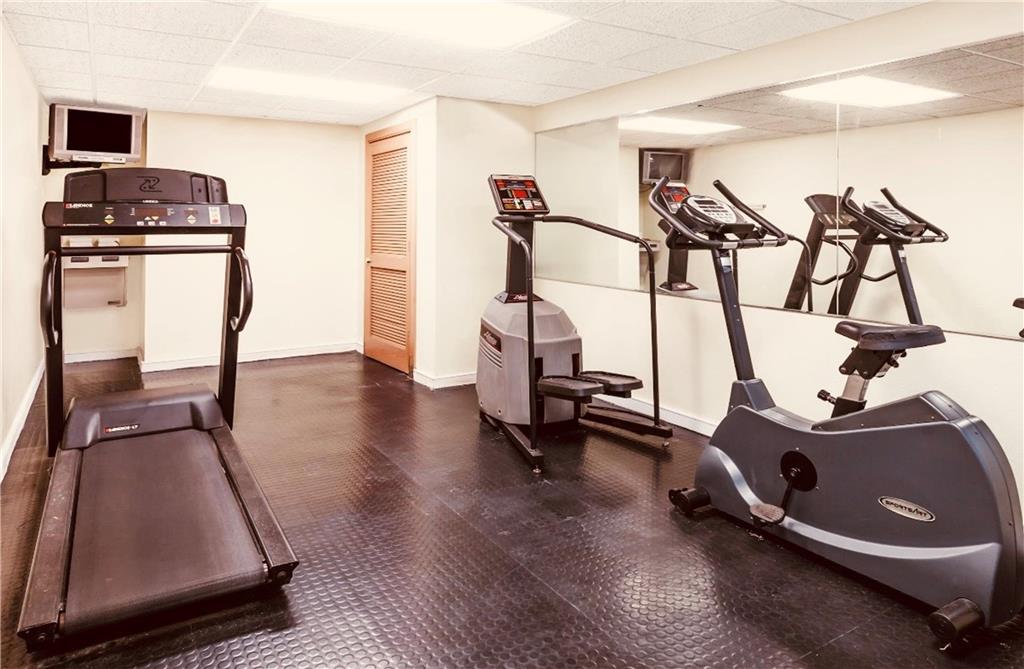 SureStay by Best Western Irving Grapevine DFW North - photo 8