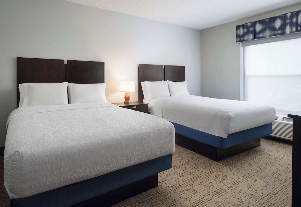 Hampton Inn & Suites Memphis East Germantown Area - photo 17
