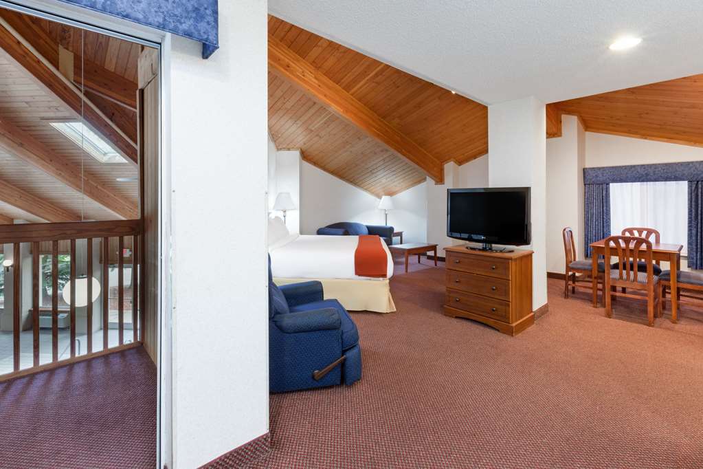 Baymont by Wyndham Howell Brighton - photo 11