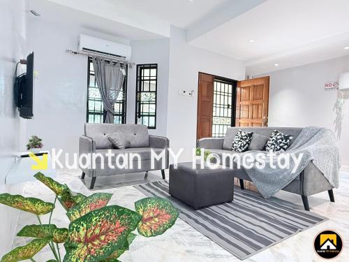 Near TC Beach Alor Akar 4R3B fully AC Town area in Kuantan, Malaysia