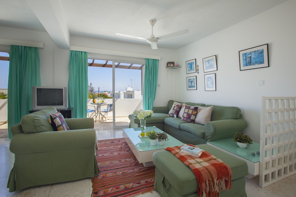 Protaras Annie Suite