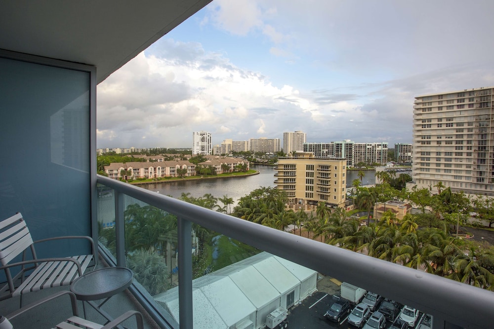 Doubletree Resort by Hilton Hollywood Beach - photo 25
