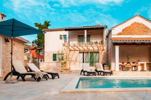 Casa Nuoneti by Rent Istria — 4-Star Luxury Hotel in Zminj, Croatia