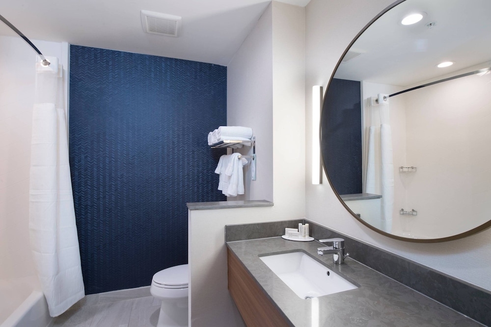 Fairfield Inn & Suites Tyler South - photo 14