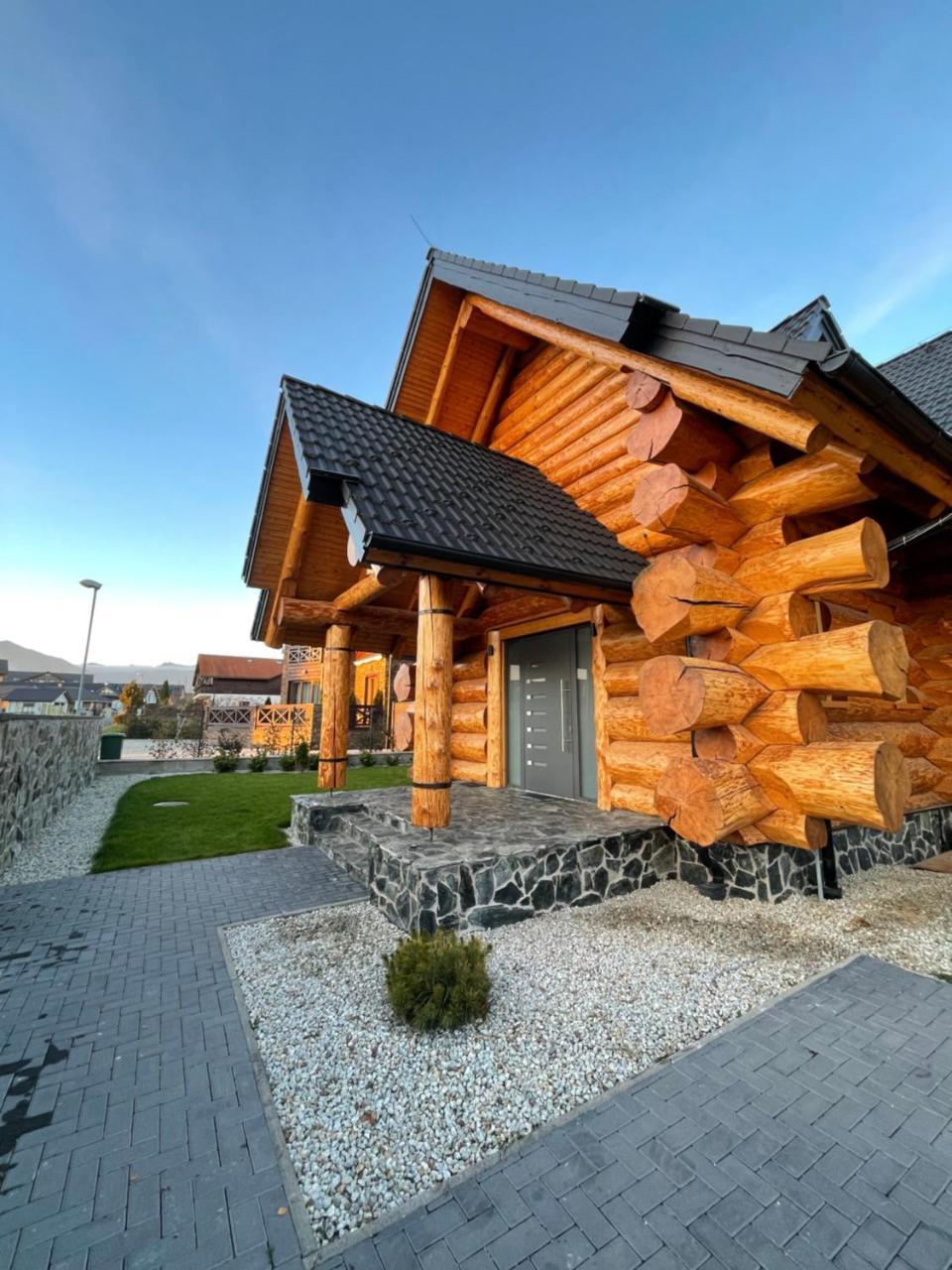 Zrub Mrázik - carbon neutral hotel in Unknown City