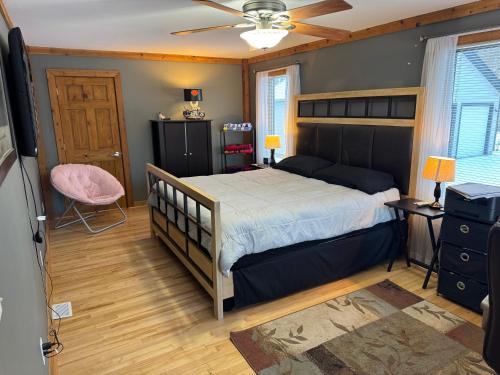 Spacious St Croix River Home with Private Beach — 4-Star Luxury Hotel in Lakeland, United States