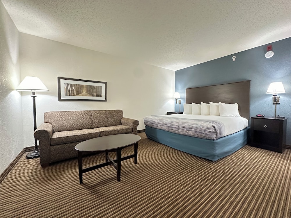 AmericInn by Wyndham Menominee