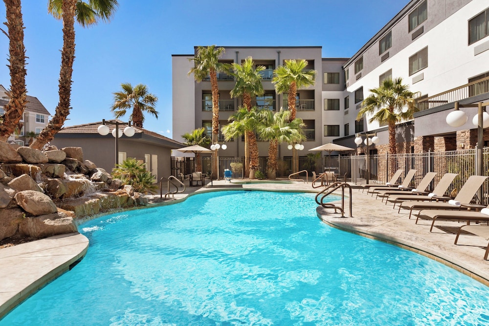 Courtyard By Marriott Las Vegas Stadium Area - photo 26