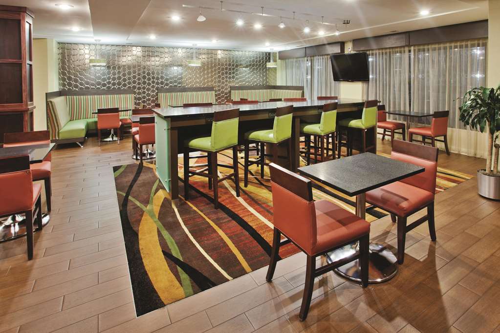 La Quinta Inn & Suites by Wyndham Florence - photo 82