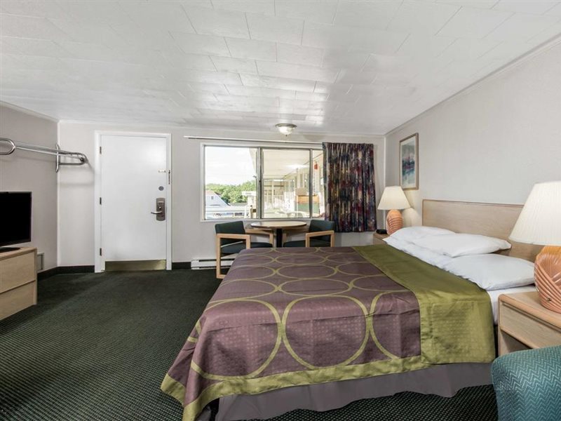Super 8 By Wyndham W Yarmouth Hyannis Cape Cod - photo 3
