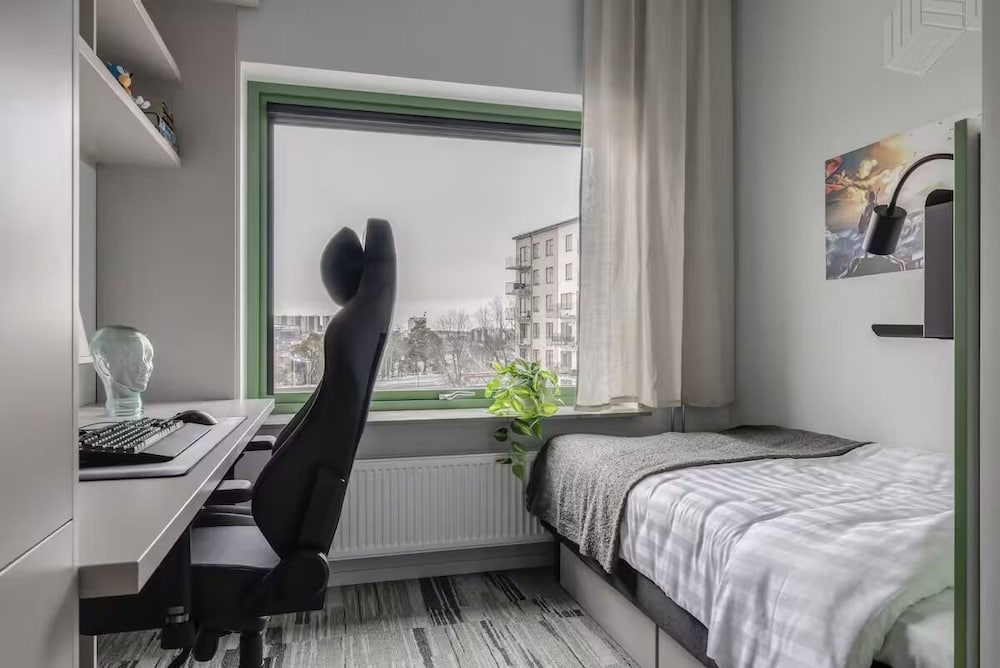 HomeX Hotel for Gamers — Taby — photo 2