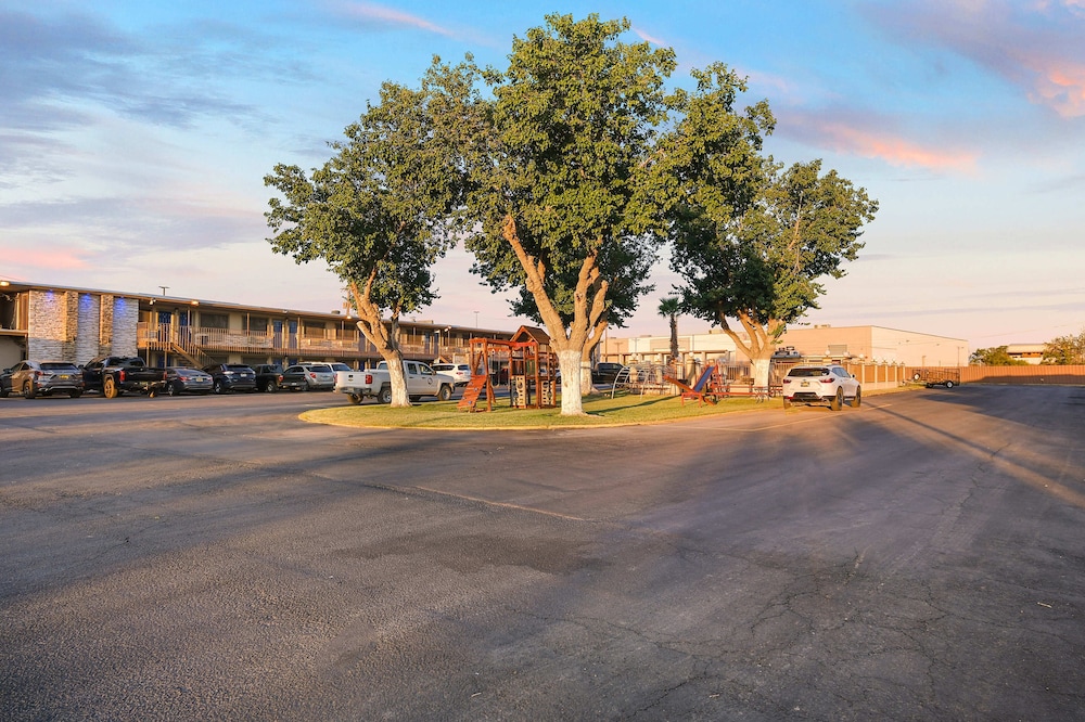Carlsbad Inn New Mexico - photo 26