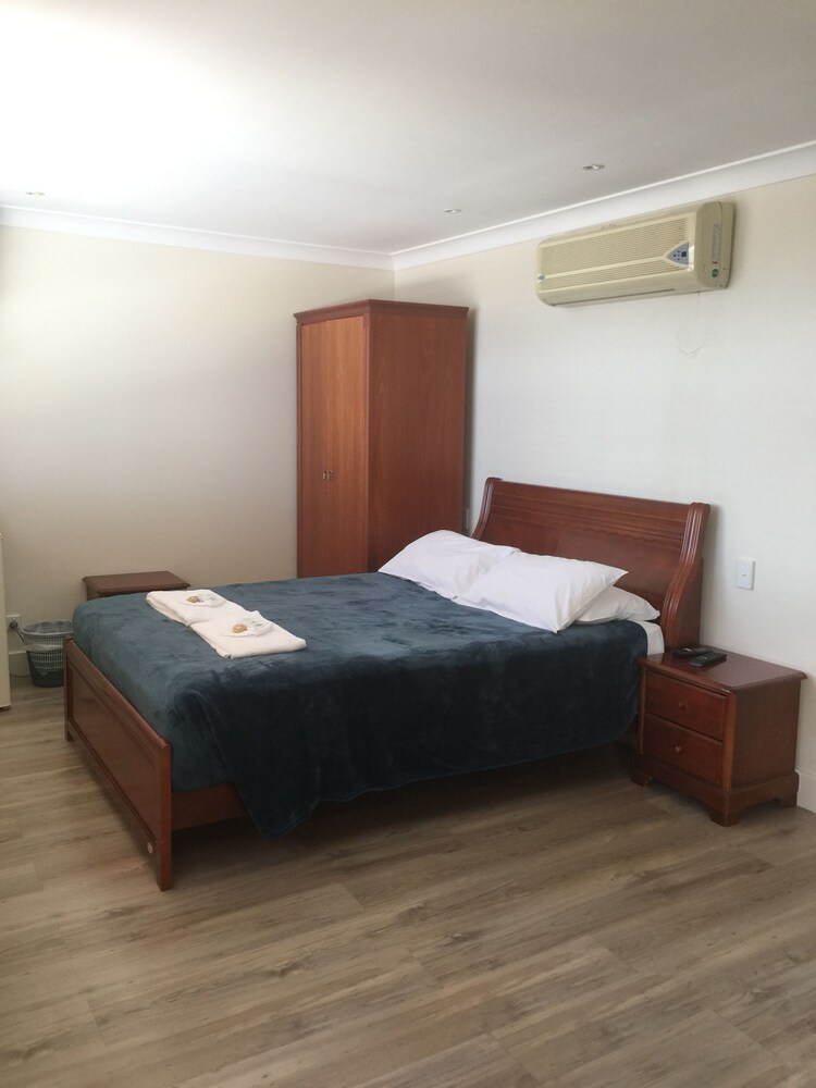 Aussie Hotel — hotel in Maryborough