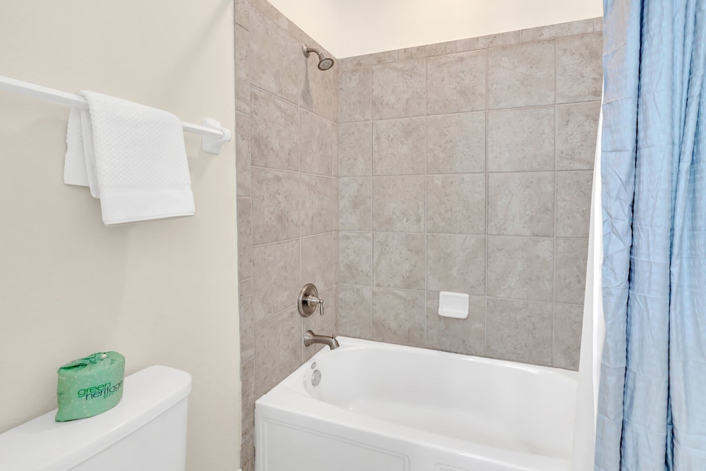 Fun and Stylish Family Villa in Encore Resort - photo 41