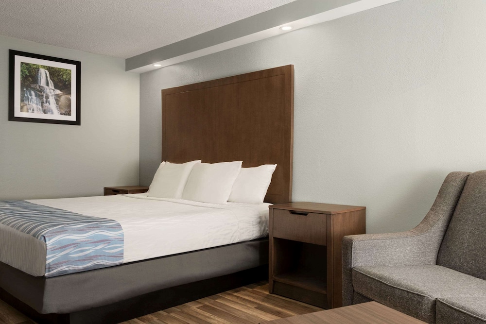 Gatlinburg River Inn - photo 20