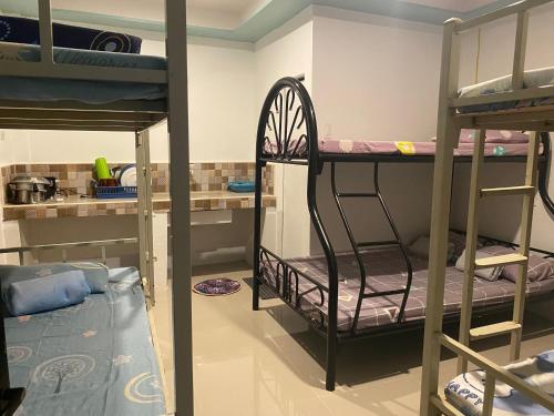 Leonisa Transient House — Mariveles — photo 3
