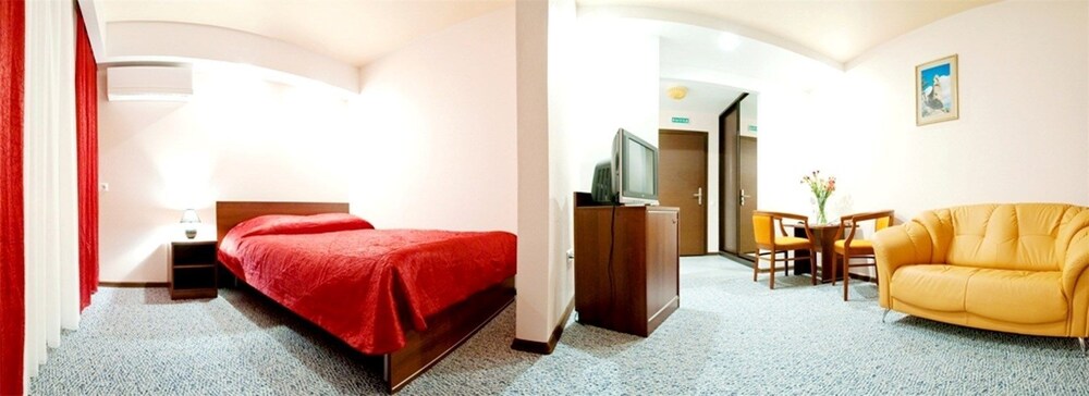 Nadezhda — hotel in Nakhodka