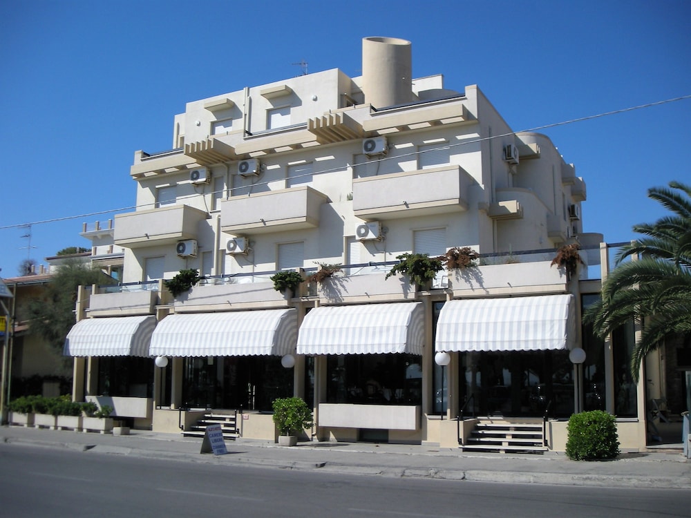 Hotel Alb’s in Alba Adriatica, Italy