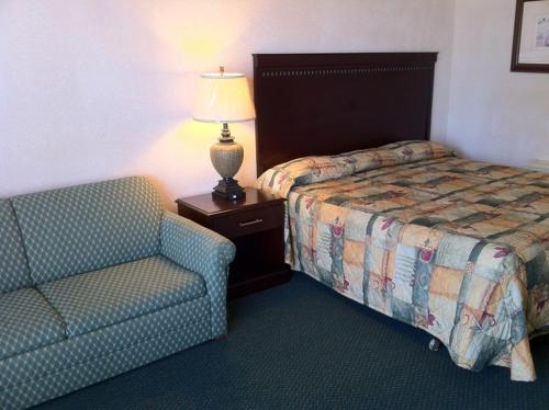 The Singapore Motel - photo 31