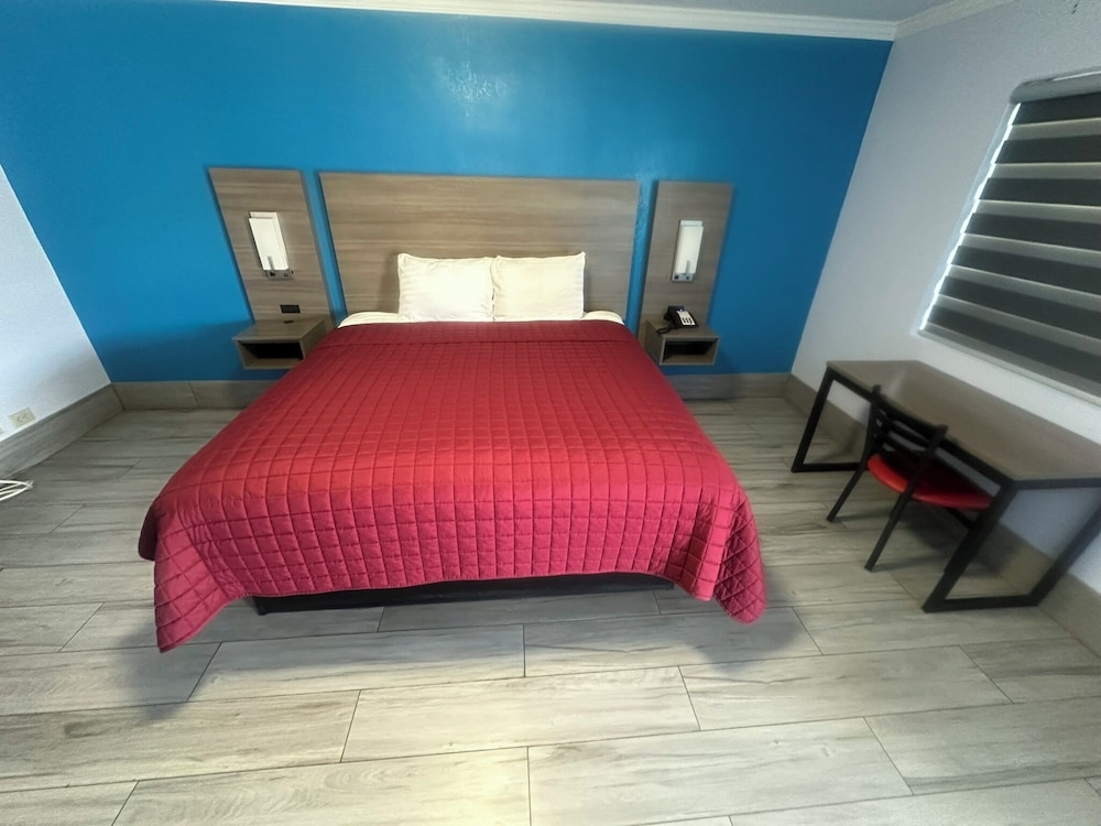 Carrizo Executive Inn - photo 10