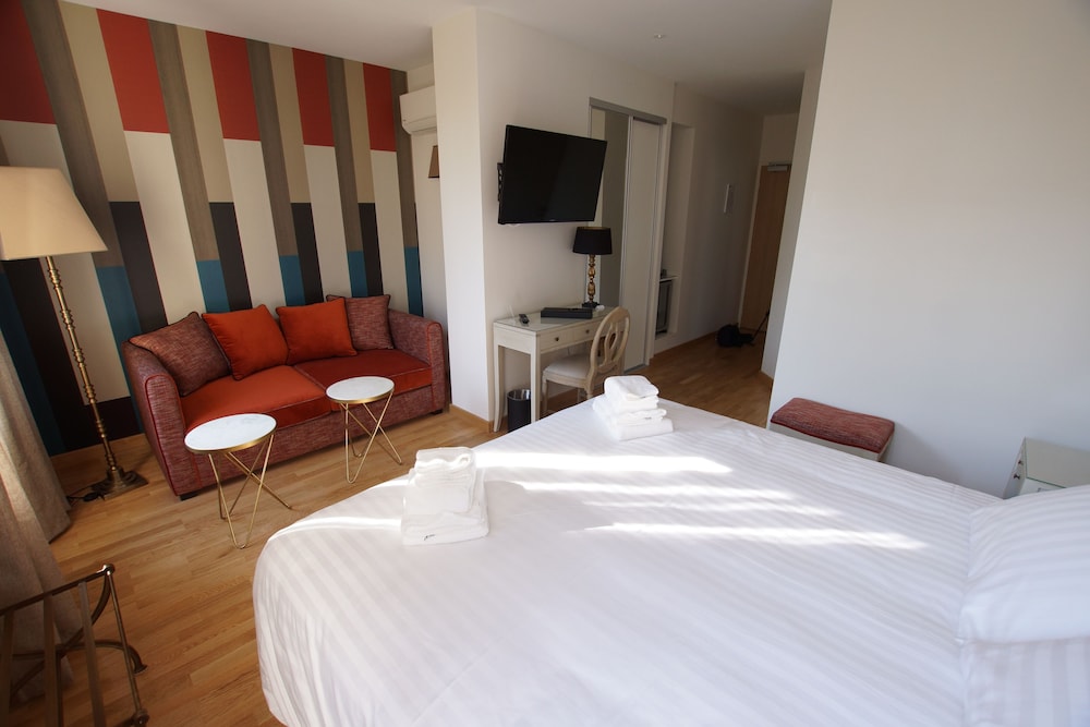 Hôtel L’Orée du Parc — Romans-Sur-Isere — photo 2