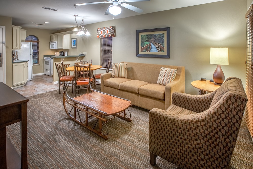 Holiday Inn Club Vacations Holiday Hills Resort Branson by IHG - photo 23