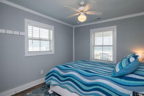 Sea Fever - photo 27