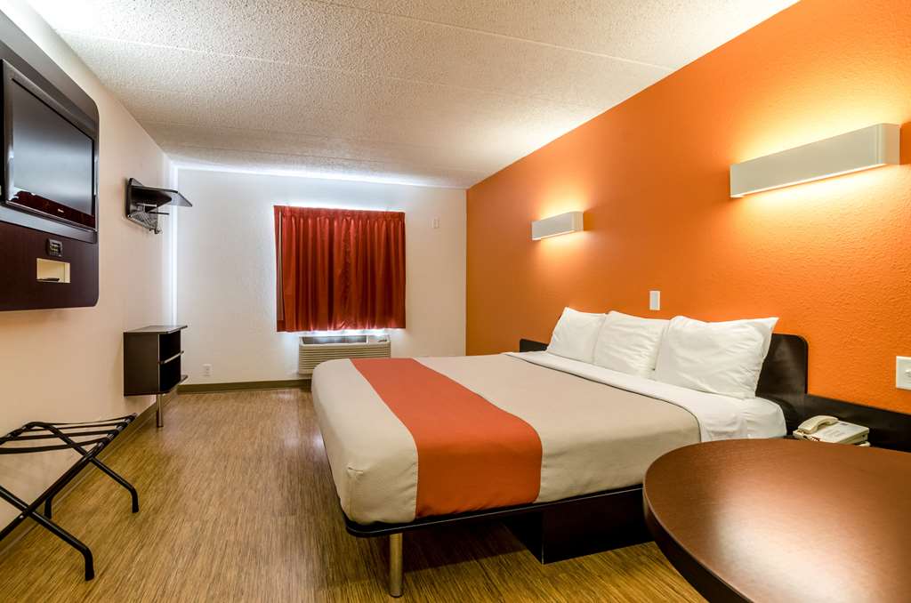 Motel 6 York NE - photo 14
