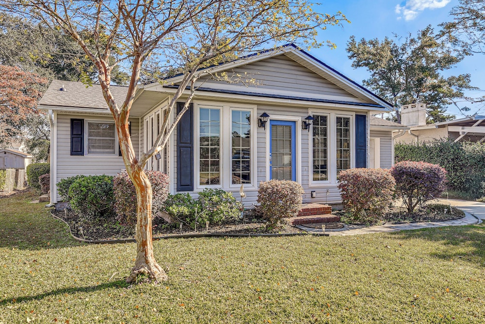 Steps to Sea Family Getaway in North Myrtle Beach in North Myrtle Beach, United States