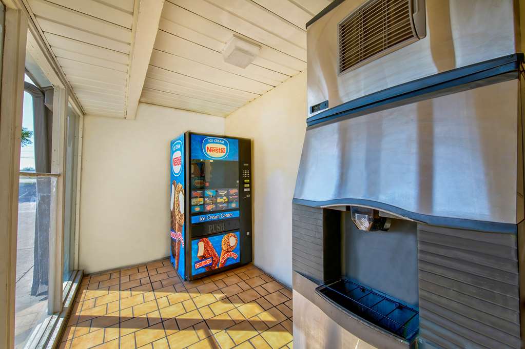 Motel 6 Fort Worth TX White Settlement - photo 25