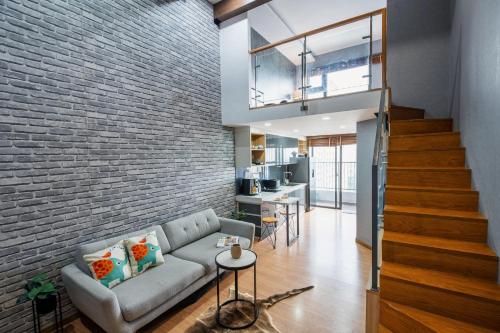 Loft 1 BR with with unique and splendid design La astoria 3 Appartment Dist 2 — 4-Star Luxury Hotel in Ho Chi Minh City, Vietnam
