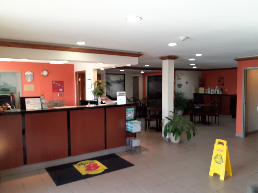 Super 8 by Wyndham Niagara Falls NY - photo 5
