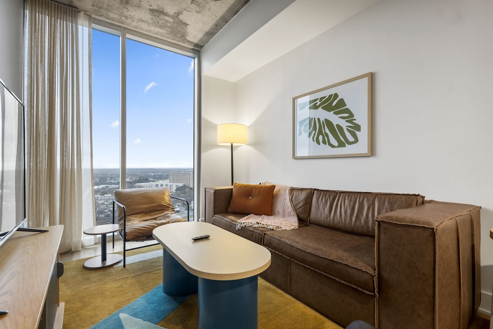 Austin Condo Hotel - photo 679