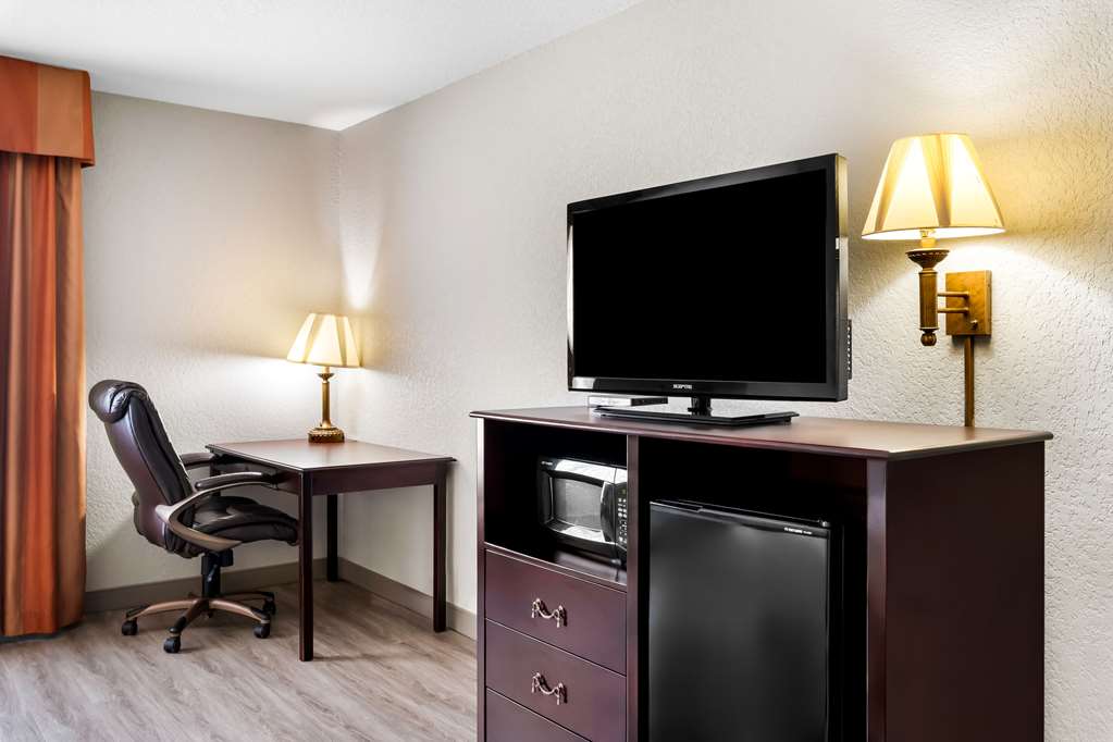 Country Inn & Suites by Radisson Hot Springs AR - photo 19