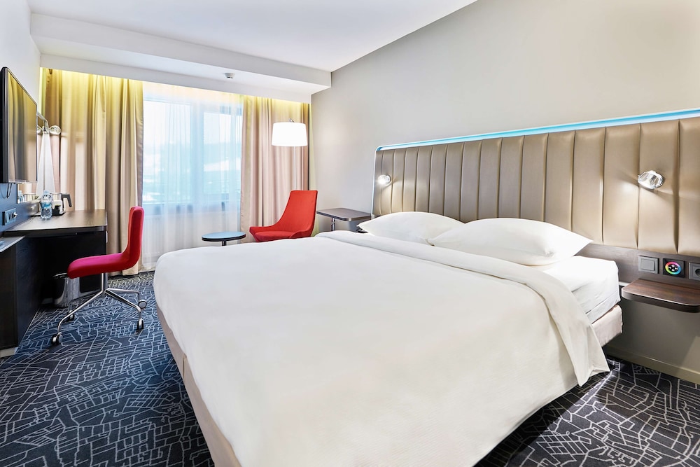 Park Inn by Radisson Kyiv Troyitska - carbon neutral hotel in Kyiv