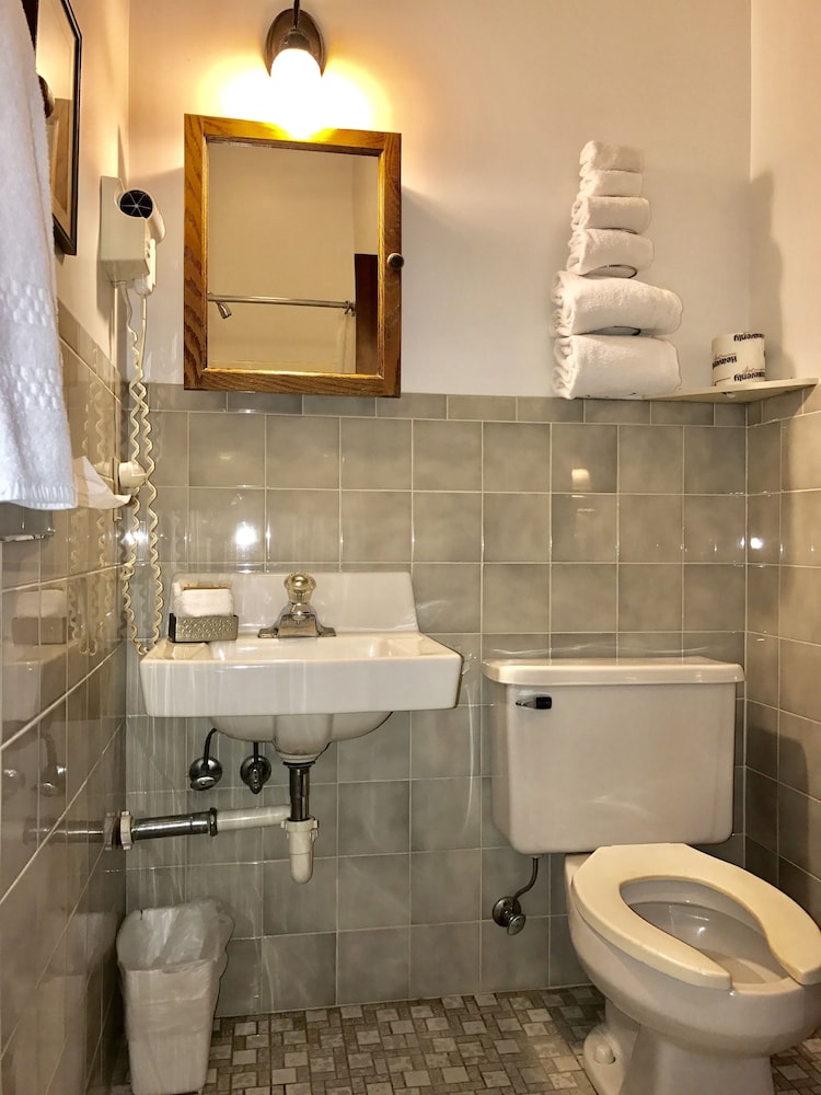 Afton House Inn - photo 30