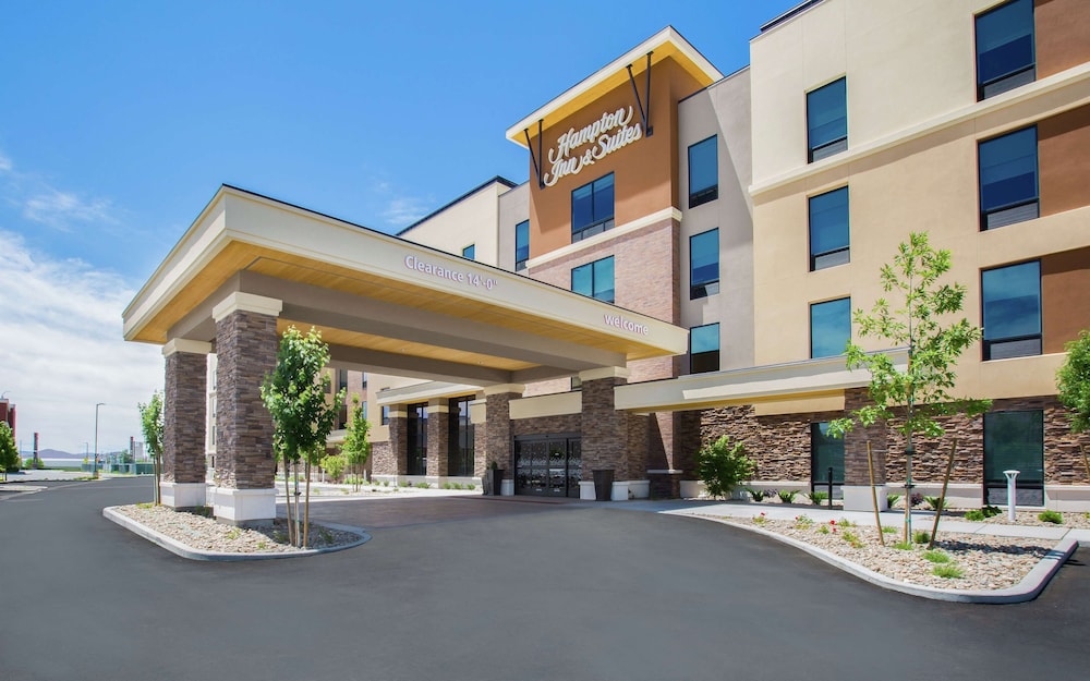 Hampton Inn & Suites Reno Sparks - photo 31
