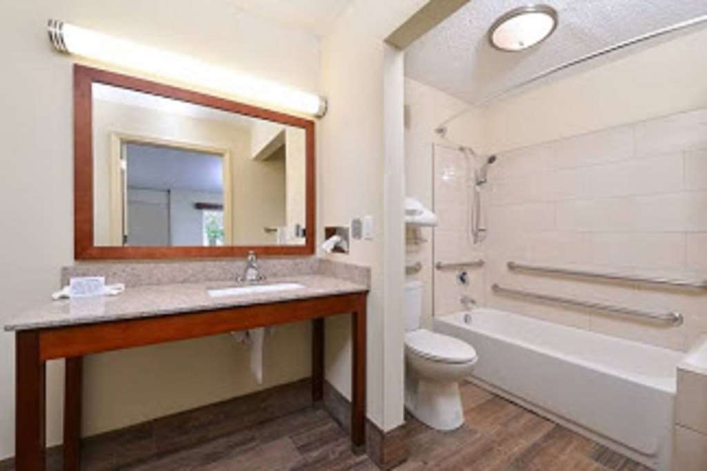 SureStay Hotel by Best Western Bowling Green North - photo 20