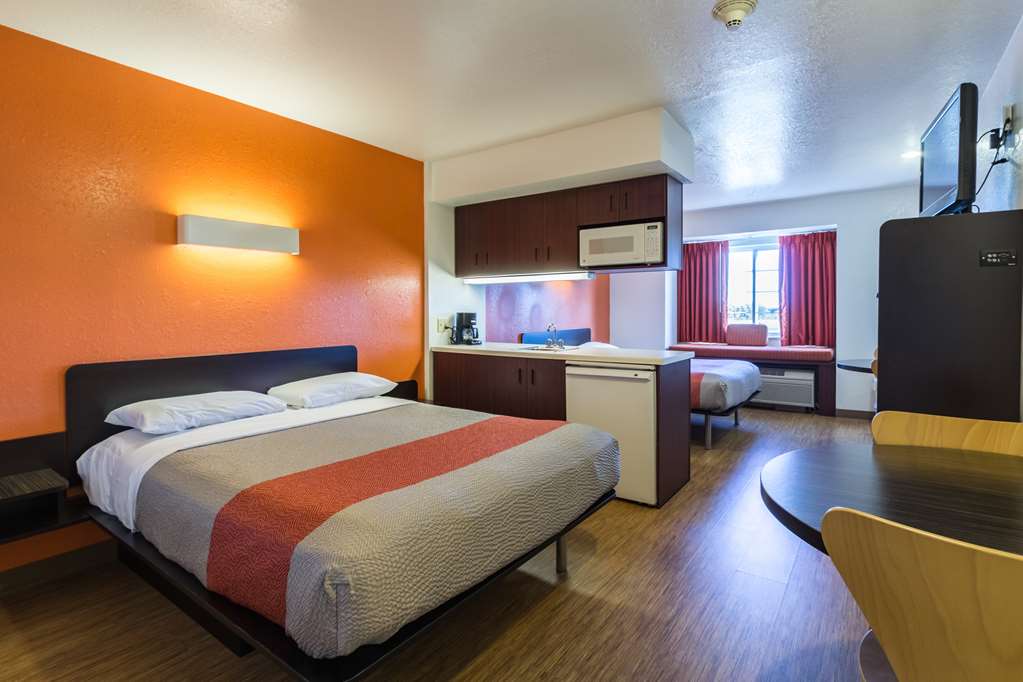 Motel 6 Huron OH Sandusky - photo 24
