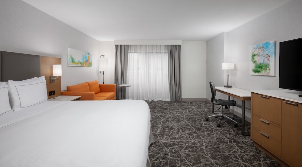 DoubleTree By Hilton Sacramento - photo 11