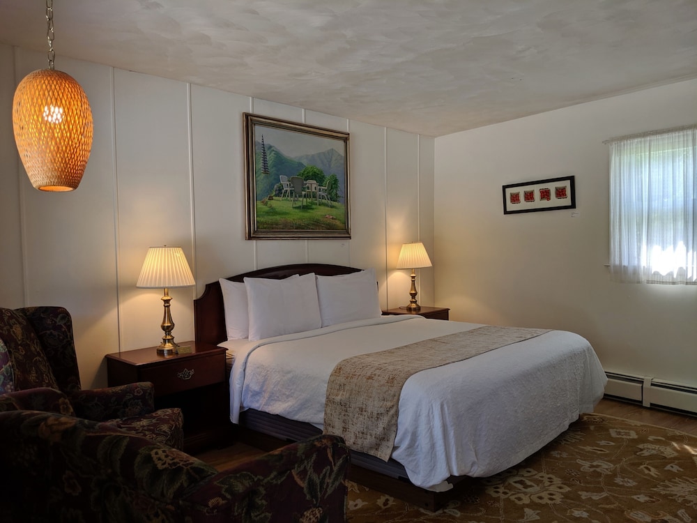 Harwood Hill Motel - photo 7