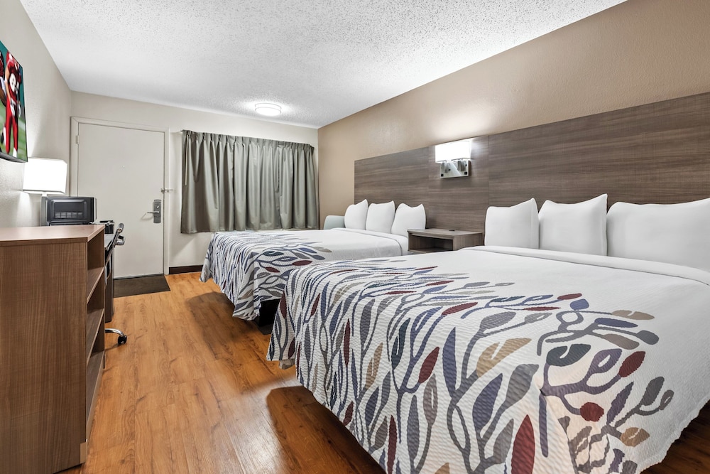 Red Roof Inn Columbus West Hilliard - photo 22