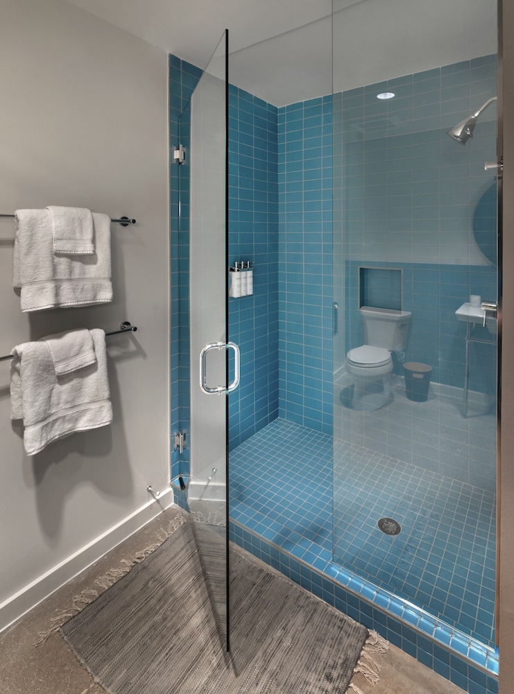 The Ruby Hotel - photo 28