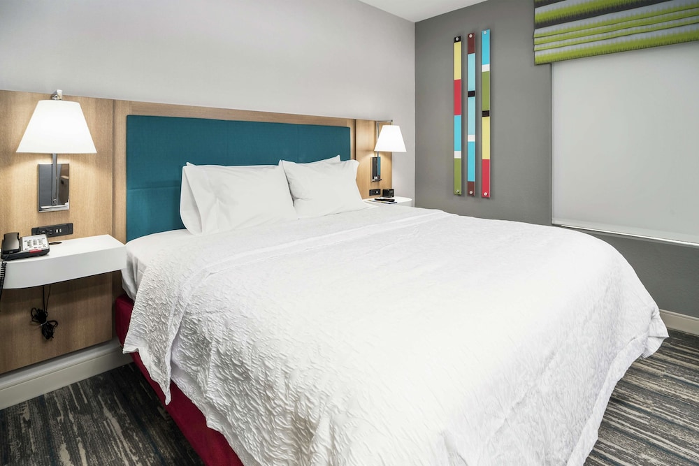Hampton Inn Wilson Downtown - photo 9