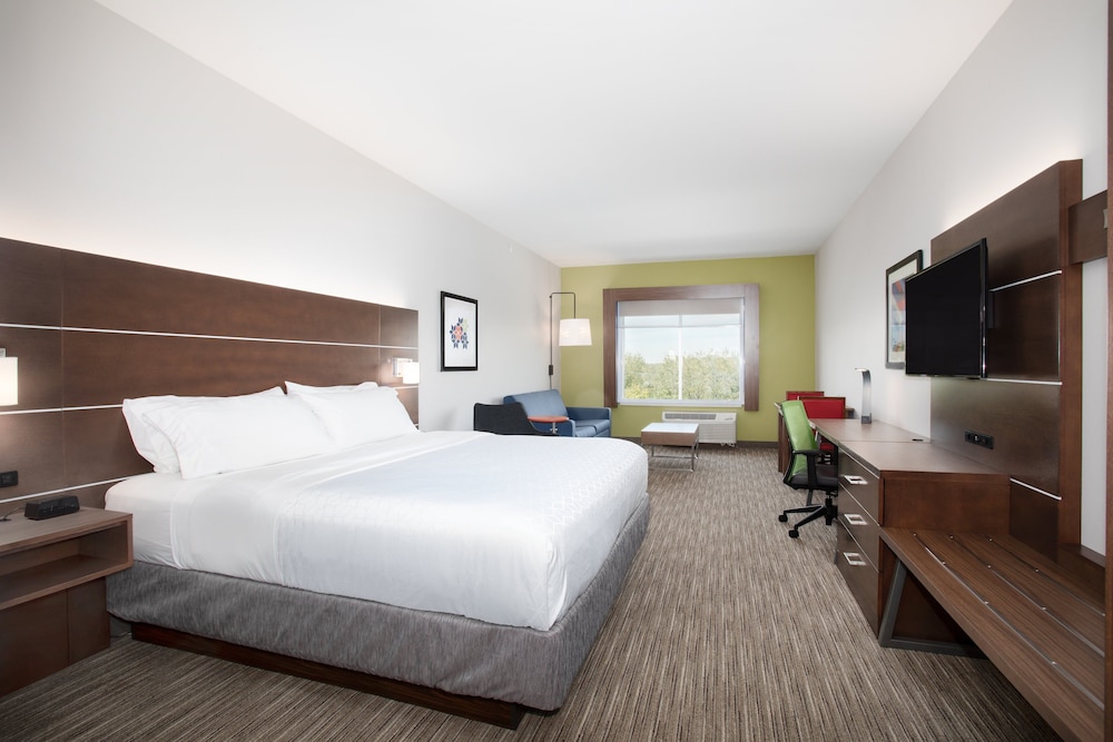 Holiday Inn Express & Suites Sterling by IHG - photo 7